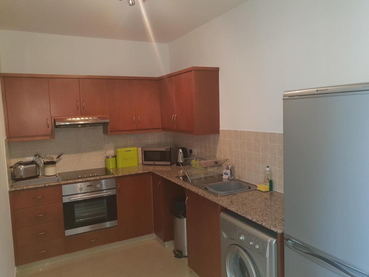Stunning Apartment C106 With Balcony Looking Over Pool Peyia Esterno foto