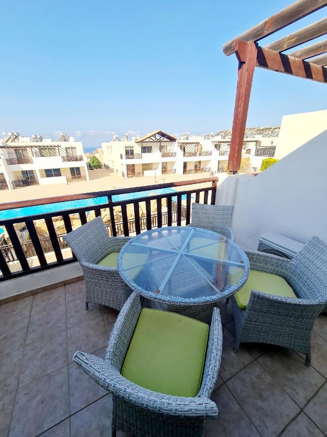 Stunning Apartment C106 With Balcony Looking Over Pool Peyia Esterno foto